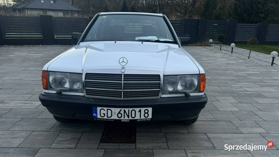 Mercedes W201 190 Benz 20 klima podgrzewane wspomaganie kierownicy Gdańsk sprzedam