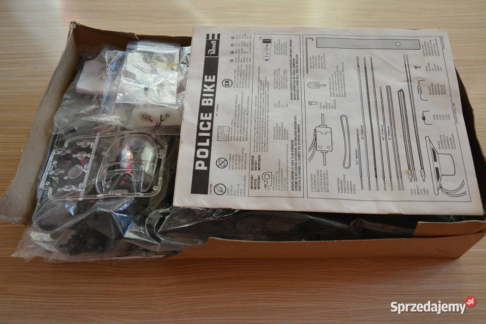 Model Revell Electronic H802 Police Bike małopolskie