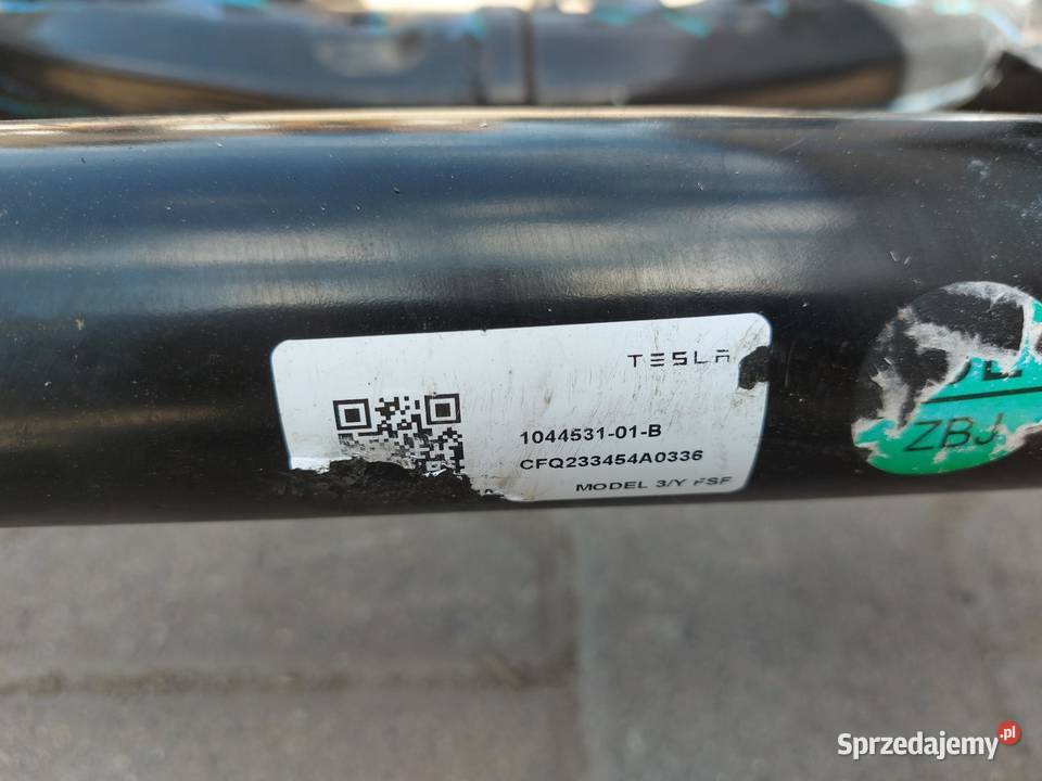 TESLA MODEL Y 2024r WÓZEK SANKI KOŁYSKA PRZÓD