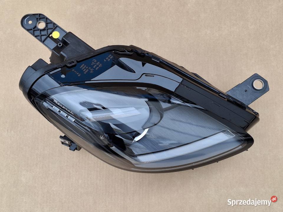 MASERATI GREACELE REFLEKTOR PRAWY FULL LED LAMPA Bieleń