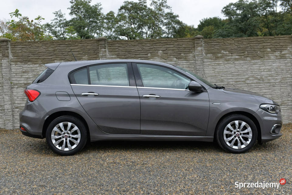 Fiat Tipo 14 95 hatchback LED Alufelgi Bluetooth Tipo