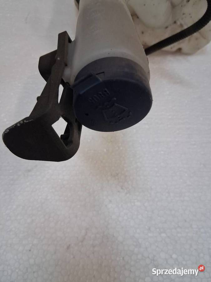 Zbiorniczek do spryskiwaczy szyb Alfa romeo Mito Rok produkcji 2015 Wieliczka