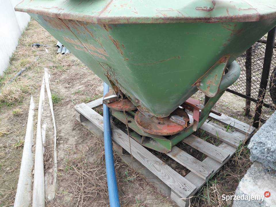 Amazone zaf 403 Rozsiewacze nawozów Sierzchów sprzedam