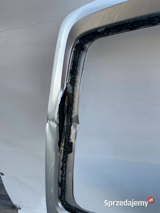 VW Multivan T6 1521 klapa bagażnika 7E0827105C