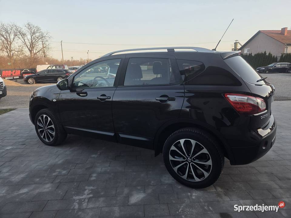 Nissan Qasqhai Rok produkcji 2011 Samochody osobowe Sandomierz