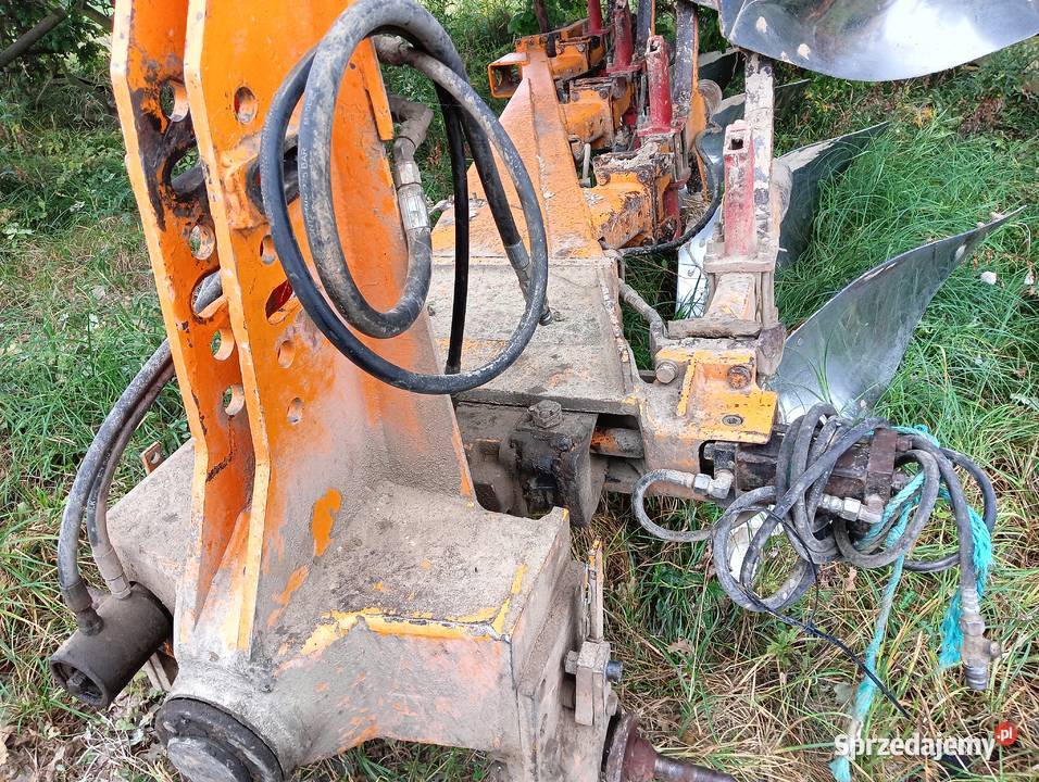 Pługi obrotowe huard nieuszkodzony Brzozówka