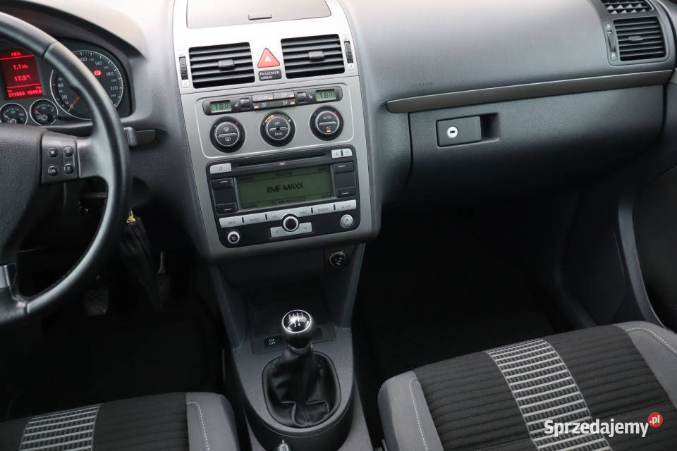 VW Touran 16 podgrzewane fotele Zabrze
