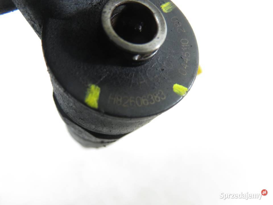 WTRYSKIWACZ RENAULT MEGANE II 19 dCi 0445110280