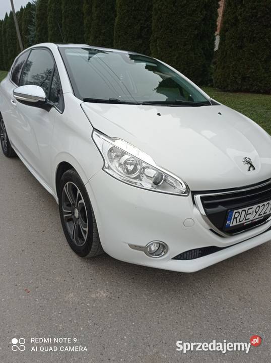 Sprzedam peugeota 208 12 benzyna wersja Allure podkarpackie Pilzno