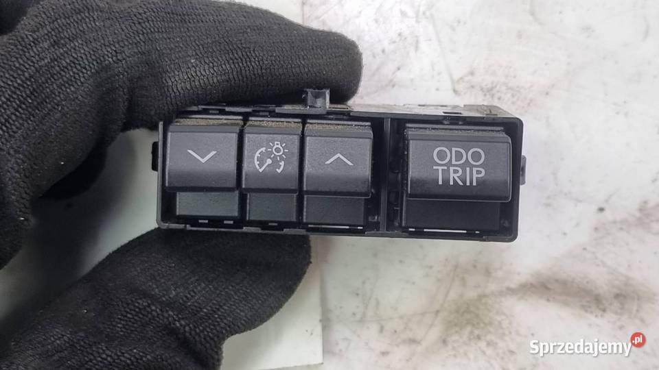 PRZYCISK LEXUS RX350 osobowe sprzedam