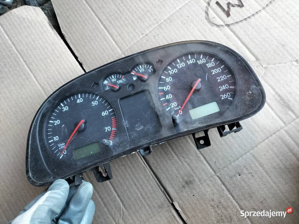 VW GOLF 4 IV 1035100002 LICZNIK ZEGARY