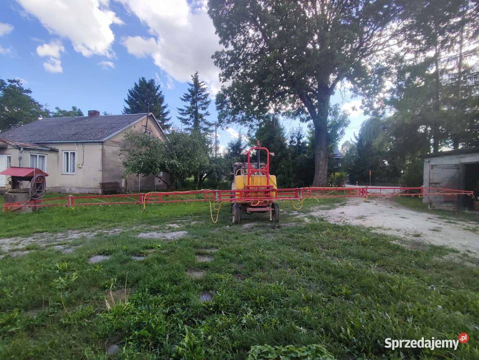 Opryskiwacz ciągany 600l belka 15m Jarczów