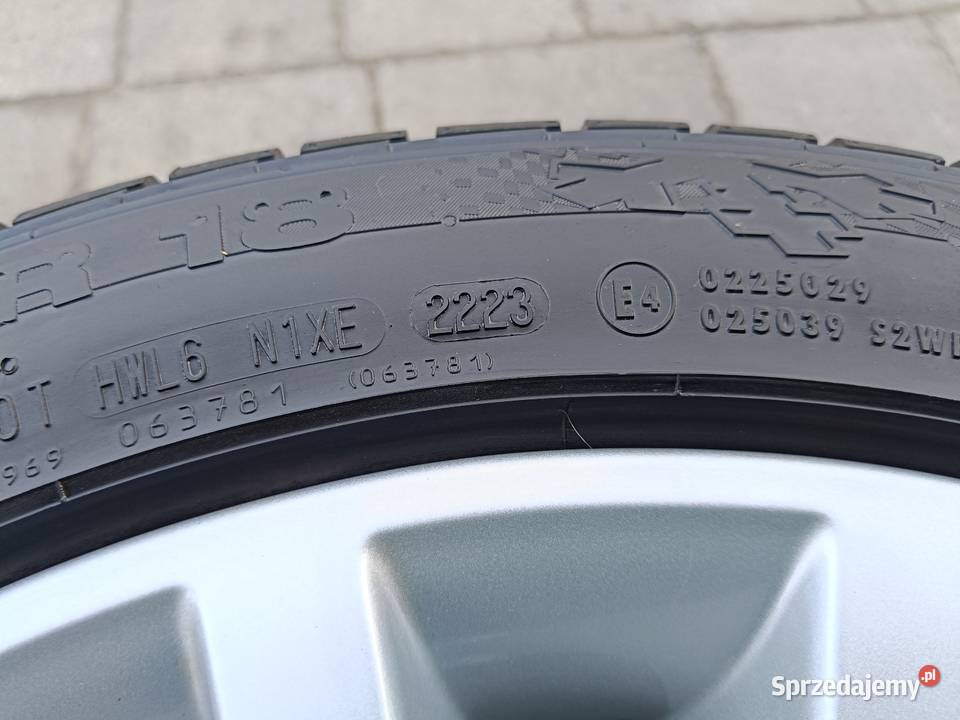 Alufelgi BMW 5x112 ET30 18 z nowymi Zimowymi