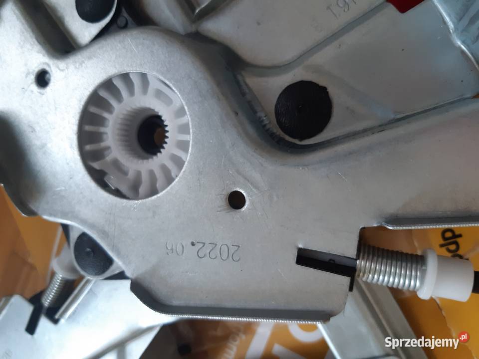 Podnośnik do szyby Skoda Octavia lewy tył sprzedam