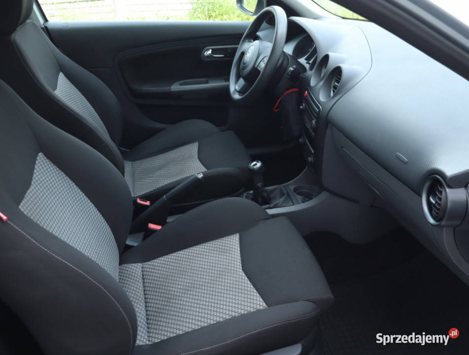 Seat Ibiza 14 16V benzyna Łódź sprzedam