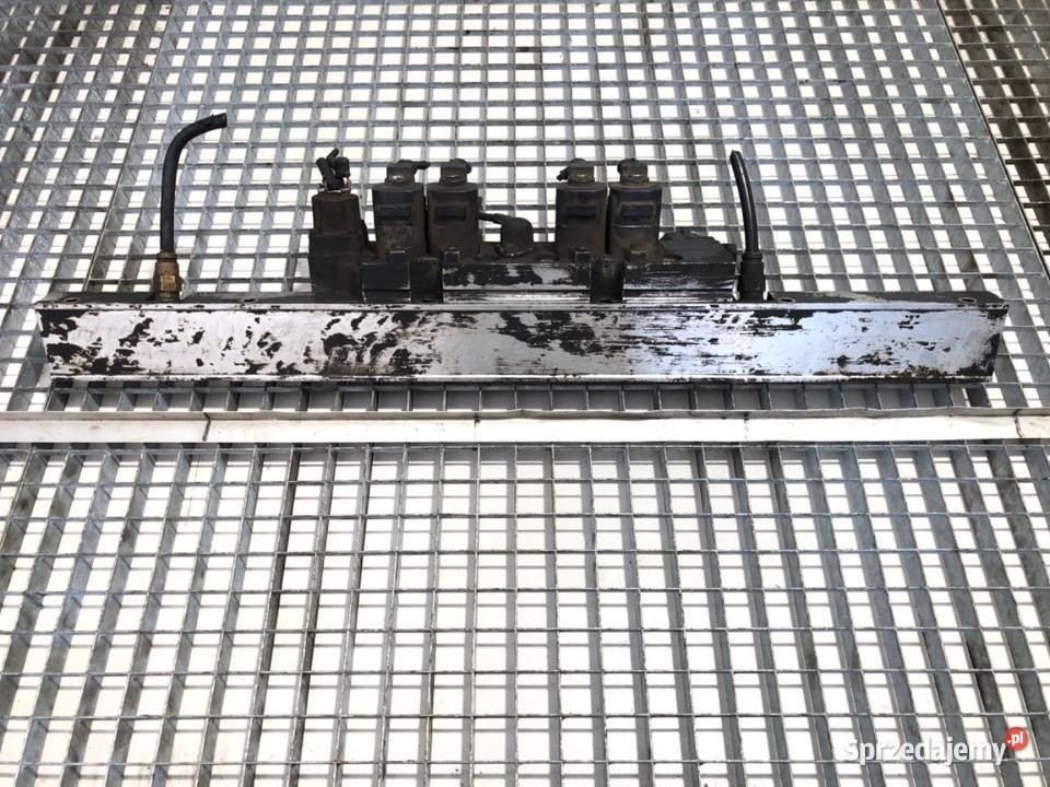 LISTWA WTRYSKOWA SCANIA PGRT series 106 380 Listwy wtryskowe sprzedam