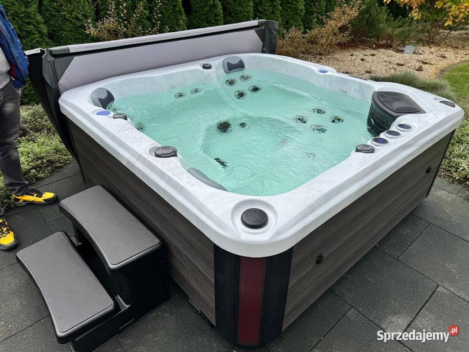 Jacuzzi Alicante całoroczne 5osobowe 2leżanki