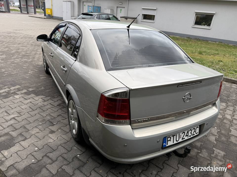 Opel Vectra C 18 140