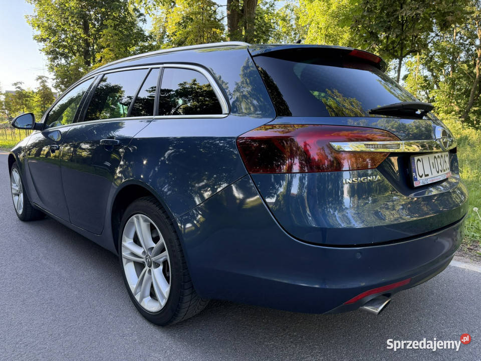 Opel Insignia COSMO 20 TURBO 250 4x4 Navi Alu18 nieuszkodzony sprzedam