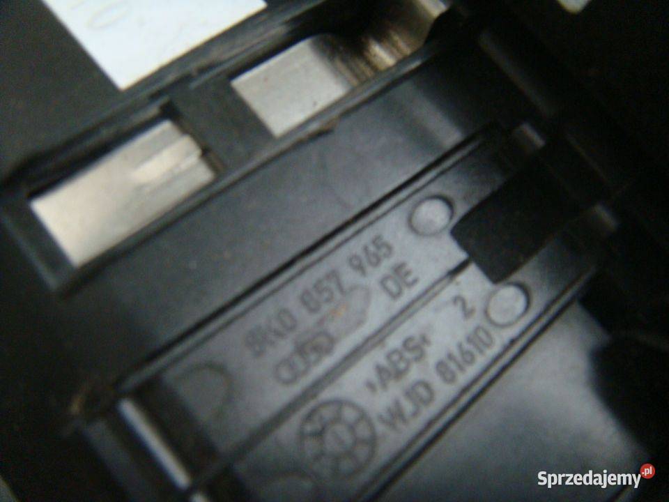 615G POPIELNICZKA AUDI A4 A5 Q5 8K0857951 Włoszczowa sprzedam