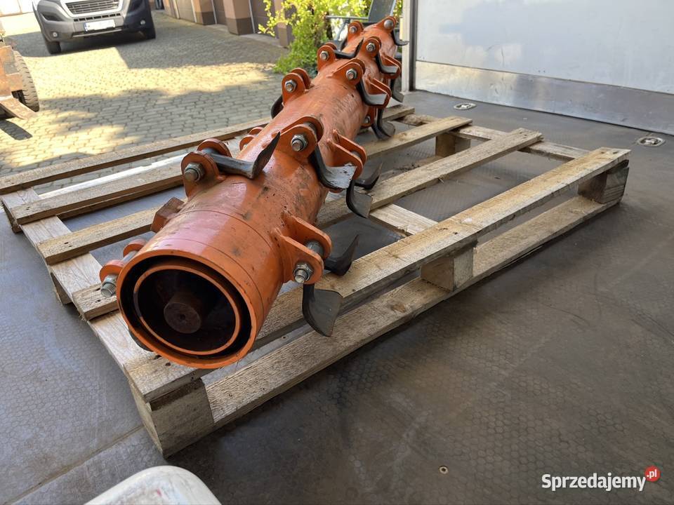 Wałek kosiarki bijakowej