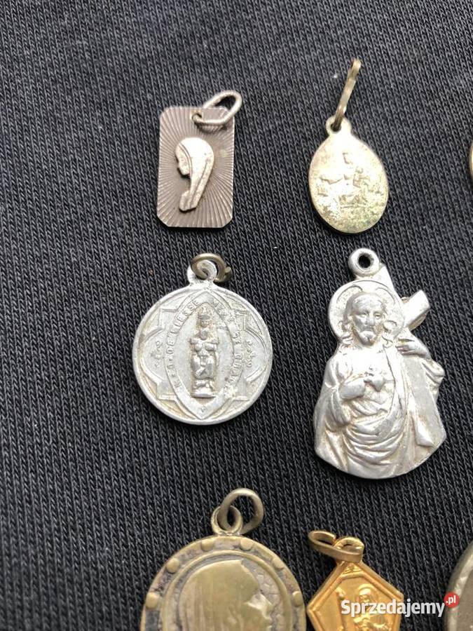 Zabytkowe zawieszki do łańcuszka Maryja Lourdes Łowicz