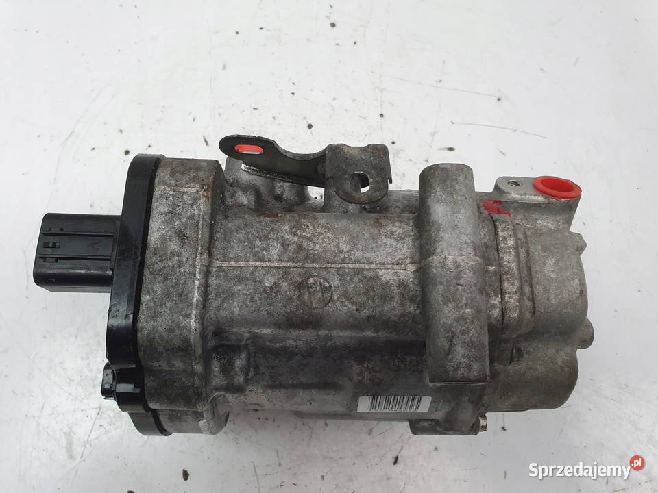 Toyota Prius IV 18 SPRĘŻARKA KLIMATYZACJI pompa