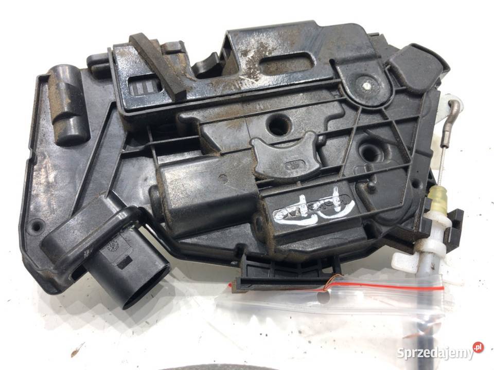 ZAMEK DRZWI PRAWY PRZÓD VW UP Hatchback osobowe