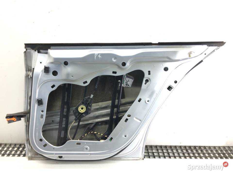 DRZWI TYŁ PRAWE VW PASSAT CC B6 Hatchback 0812