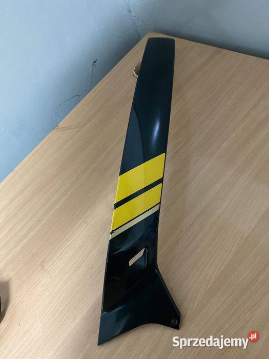 Piaggio Vespa GTS 125 300 Lewa Listwa owiewka Poznań