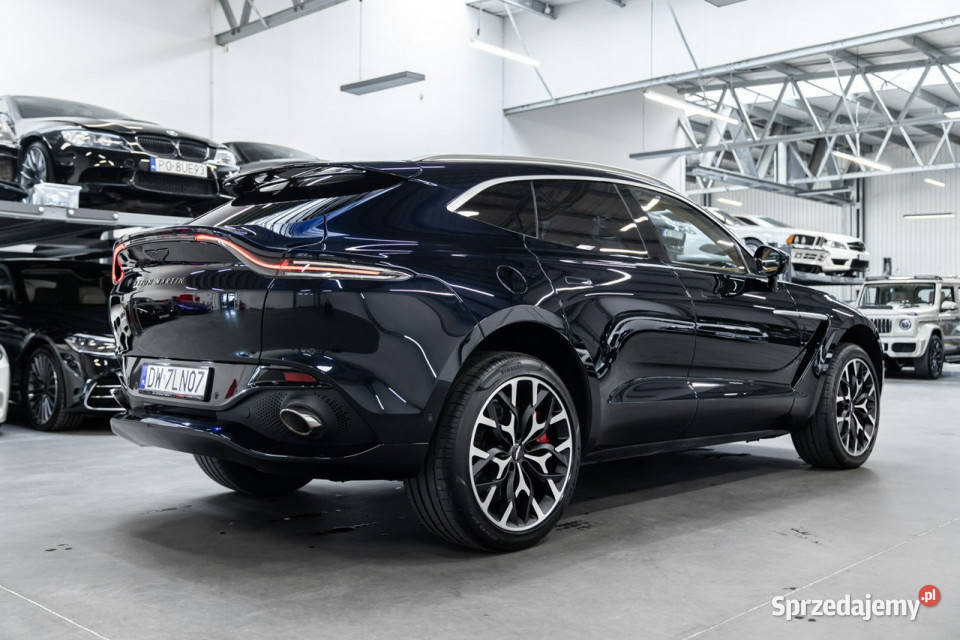 Aston Martin DBX 550 Salon Bezwypadkowy FV23 niebieski Węgrzce