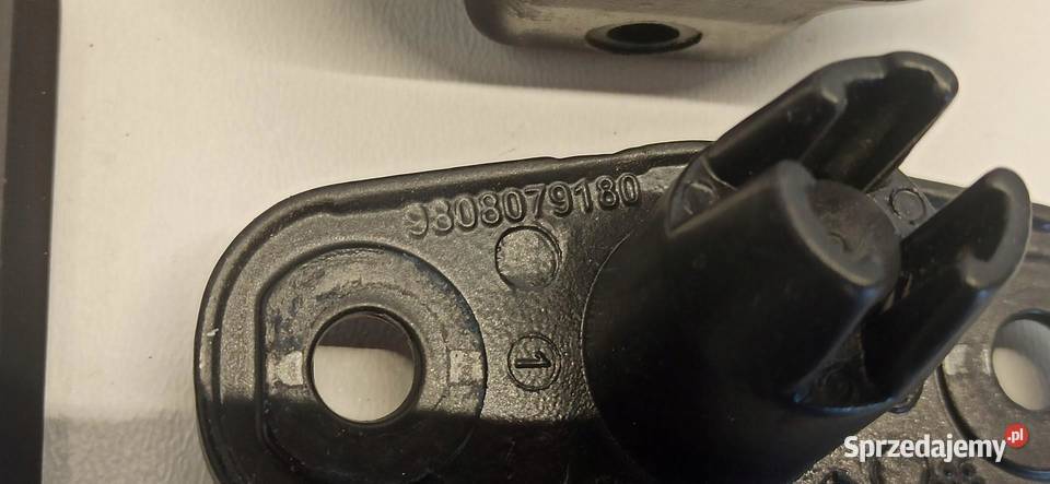 OPEL VIVARO C RYGLE ODBOJE DRZWI LEWY BOK osobowe sprzedam