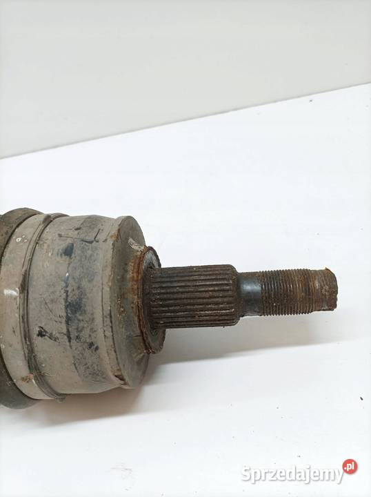 PÓŁOŚ PRZÓD KL 32 PENTASTAR P52123739AC Jeep osobowe