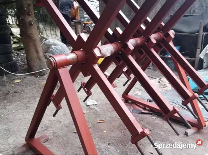 Prasa stolarska karuzelowa do robienia klejonki Mstów