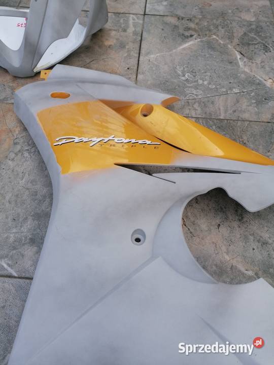Triumph Daytona 675 owiewki boczek czacha Plastiki wielkopolskie Krzyż Wielkopolski