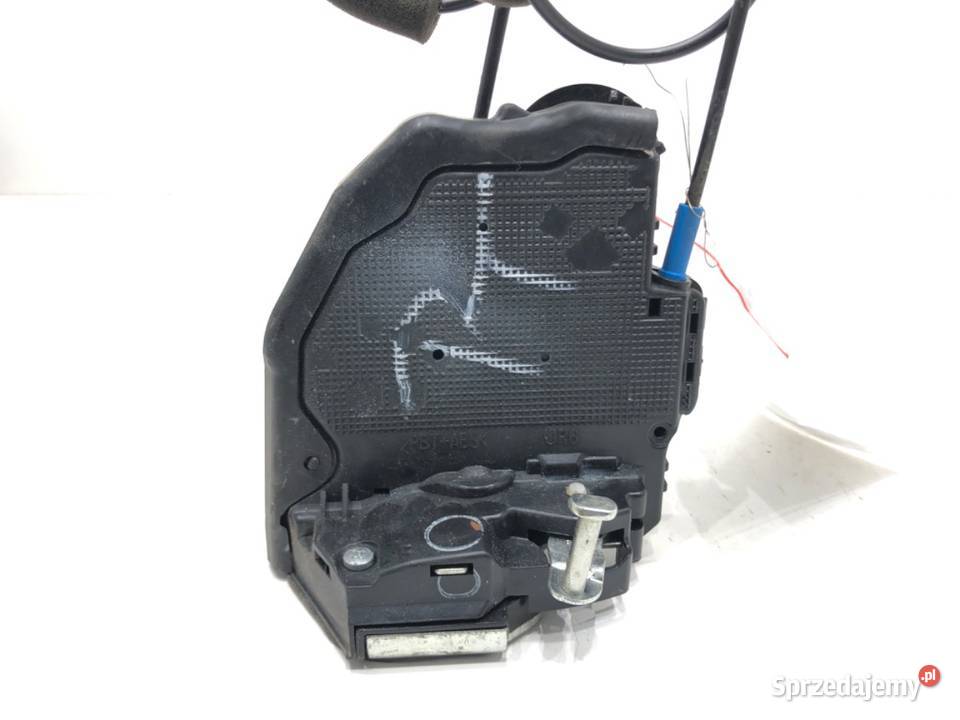 ZAMEK DRZWI PRAWY PRZÓD TOYOTA COROLLA E21 osobowe