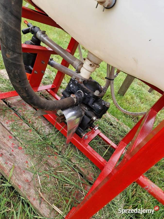 Opryskiwacz polowy 300l 12m lanca łódzkie sprzedam