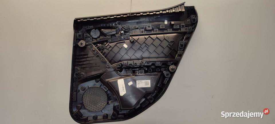SEAT LEON IV BOCZEK DRZWI LEWY TYŁ 5FA867211C