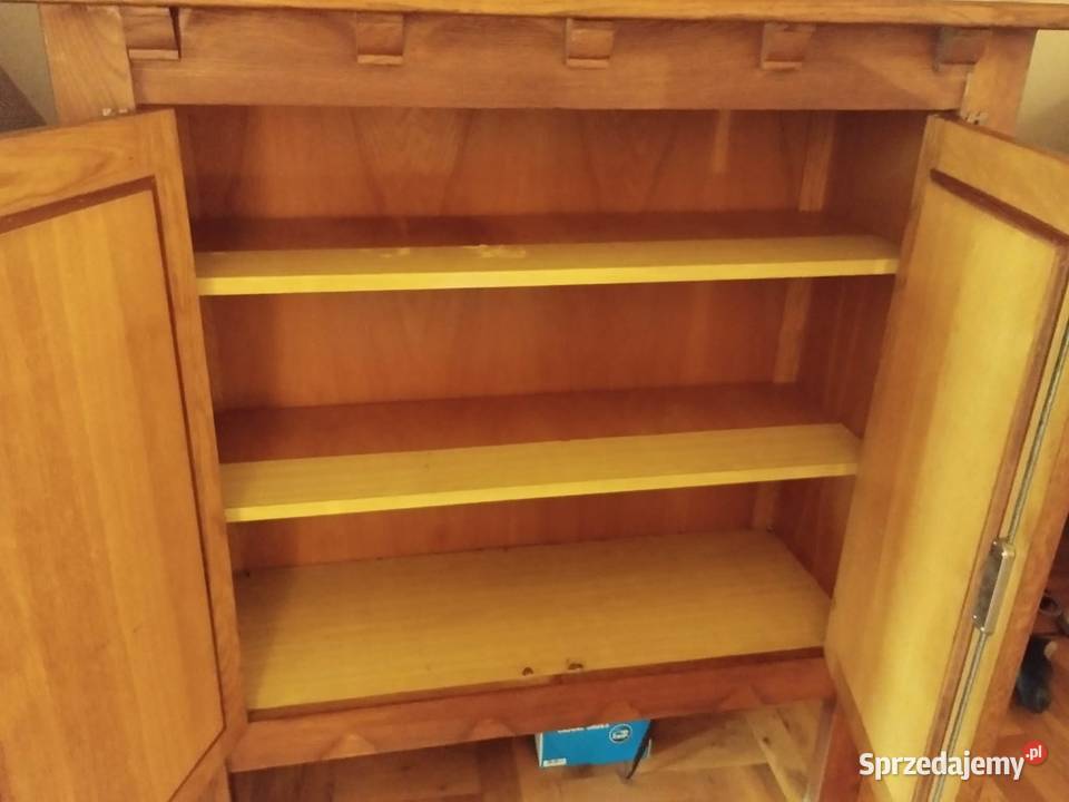 stara drewniana szafa bieliźniarka z okuciami Gorzów Wielkopolski