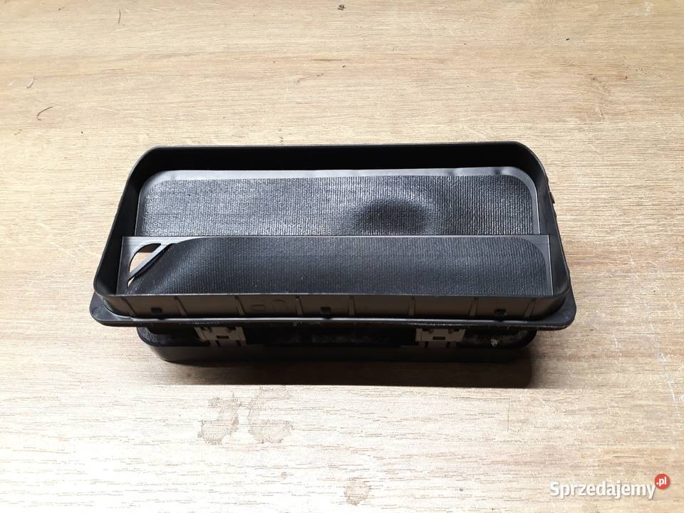SUZUKI SWIFT MK8 KRATKA WENTYLACYJNA 7733162R0 Międzychód