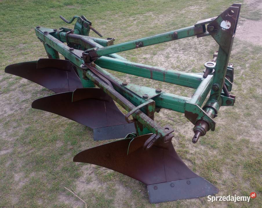 Pług 3 skibowy Grudziądz Pługi Poddębice