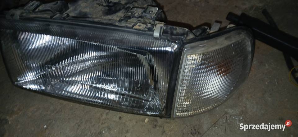 Lampy przednie audi 80 b3 osobowe Stryjów