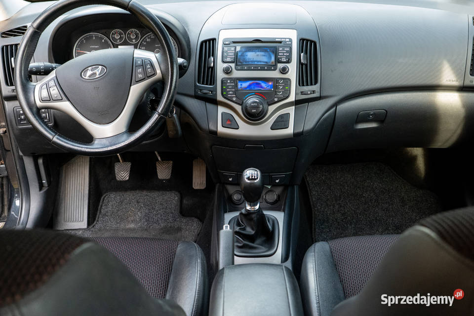 Hyundai i30 Kombi 16 CRDi Zarejestrowany w Zielona Góra sprzedam