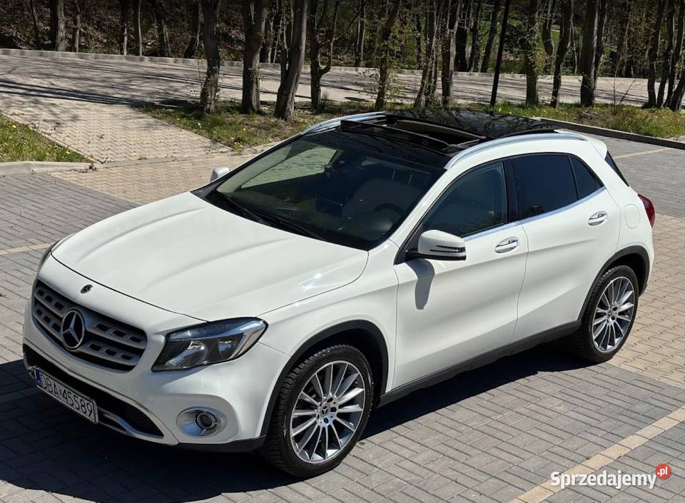 Mercedes-Benz GLA 250 2.0 Turbo | Panorama | Skóra | Automat |