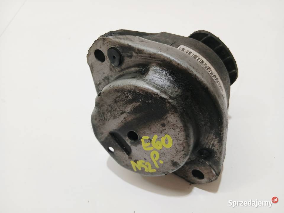 PODUSZKA SILNIKA PRAWA BMW E60 E61 N52 6761090 osobowe Strzyżewice sprzedam