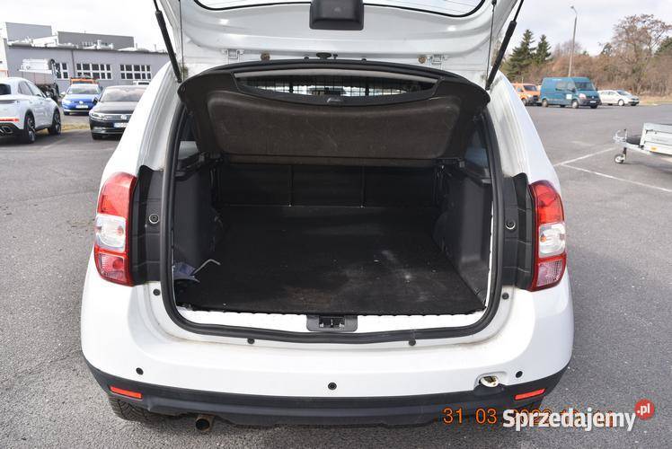 DACIA DUSTER 2017 146100 ccm 109 Warszawa