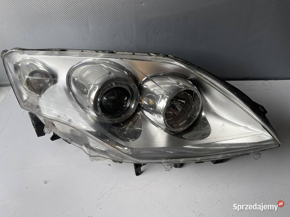 RENAULT LAGUNA 3 PRAWA LAMPA TYŁ osobowe Lampy przednie Ostroróg sprzedam