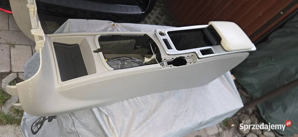 Tunel środkowy volvo v50 s40 2010r Podłokietniki Podłokietniki Koźmin Wielkopolski