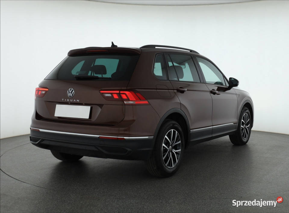 VW Tiguan 20 TDI światła do jazdy dziennej Piaseczno