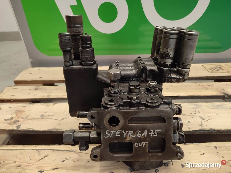 Rozdzielacz hydrauliczny Steyr 6175 CVT Pozostałe wielkopolskie Wilkowo